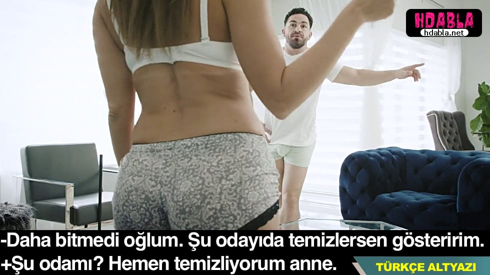 Annem bütün evi temizlersen memelerimi gösteririm dedi TEMİZLEDİM