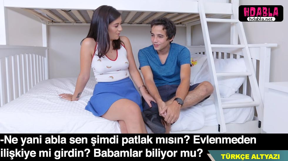 Üniversitede patlayan ablamı eve gelince bir postada ben siktim