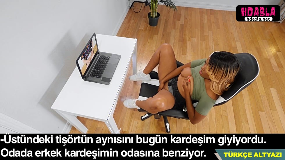 İnternetten görüntülü seks yaptığı kişi erkek kardeşi çıktı