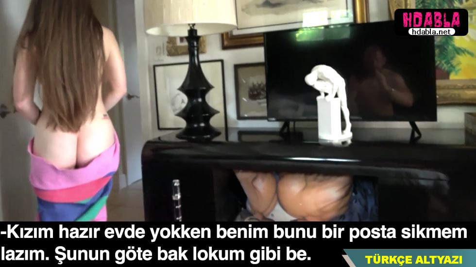 Bizde kalan kızımın arkadaşının havlusu sıyrıldı göte baktım